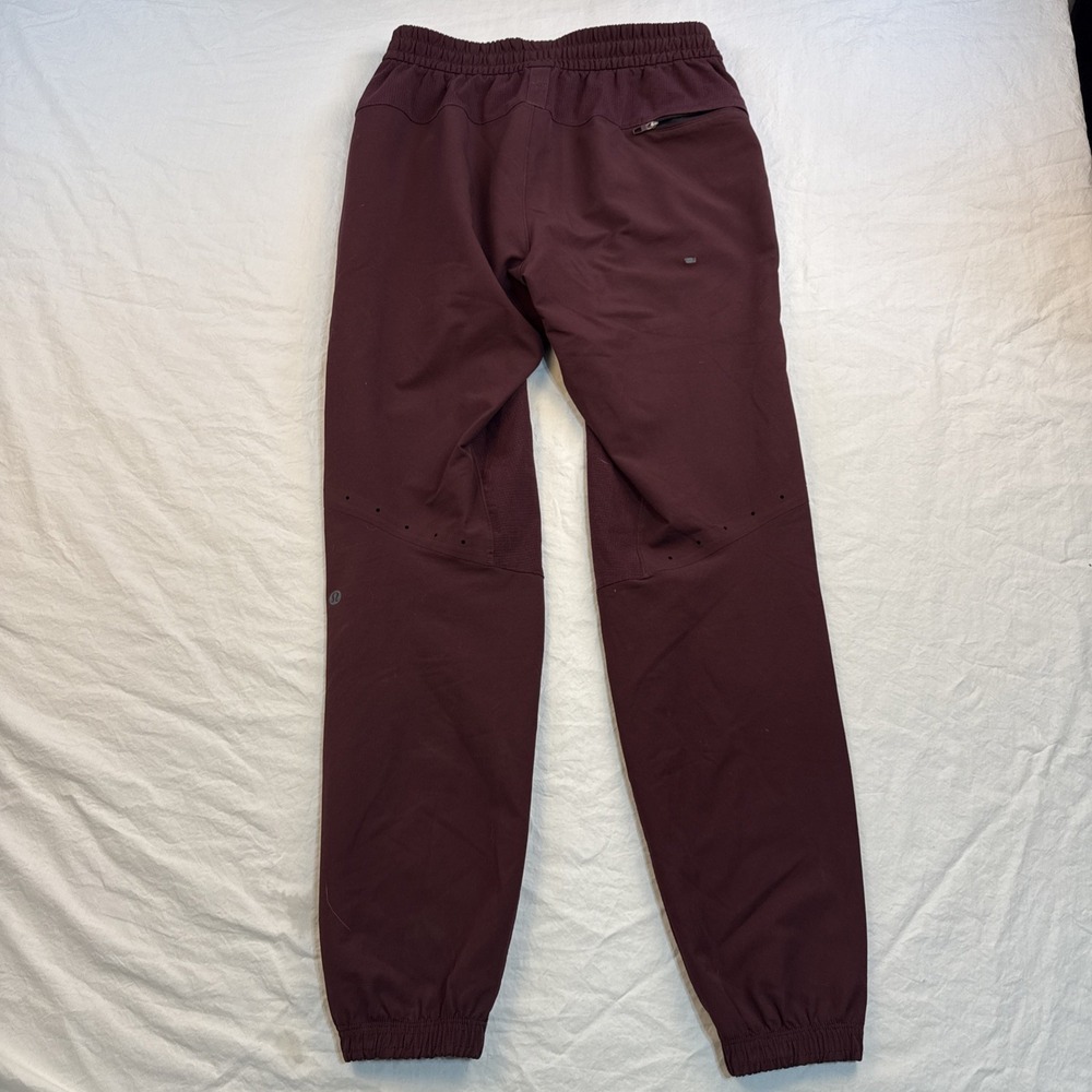 Lululemon License To Train Jogger Pants Mens XS Burgandy StretchAthletic LM5AEGS - Picture 4 of 10